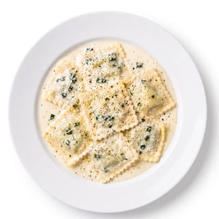 Cheese & Spinach Ravioli Alfredo